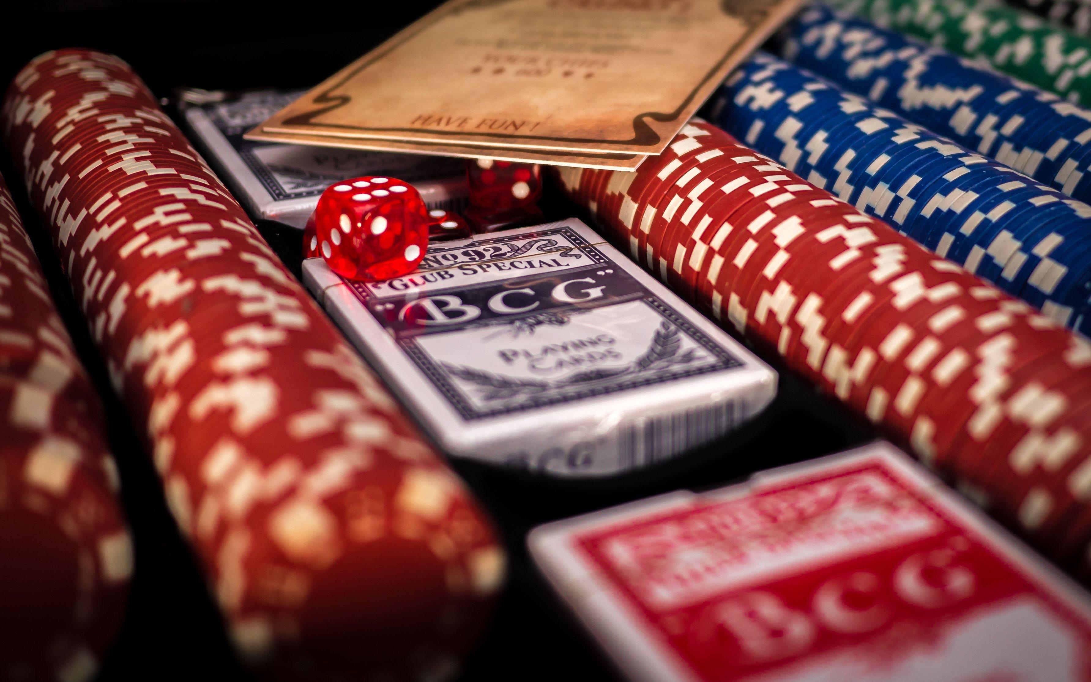 3566x2229 Poker Chips Wallpaper PC AT63K5. Wallperio.com™