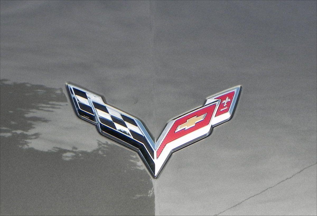 1200x819 Corvette Stingray Logo Cool Cars Wallpaper