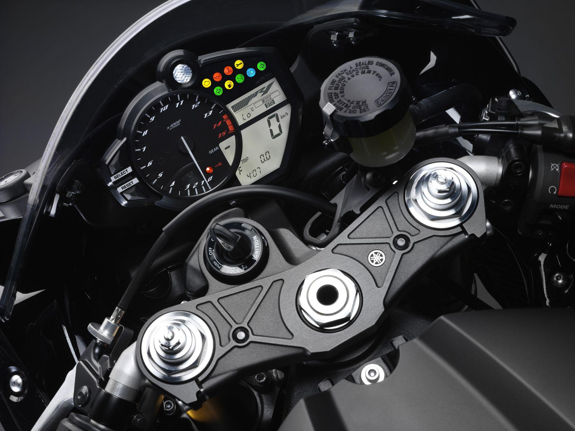 1920x1440 Yamaha YZF R1 Picture. Yamaha Photo Gallery
