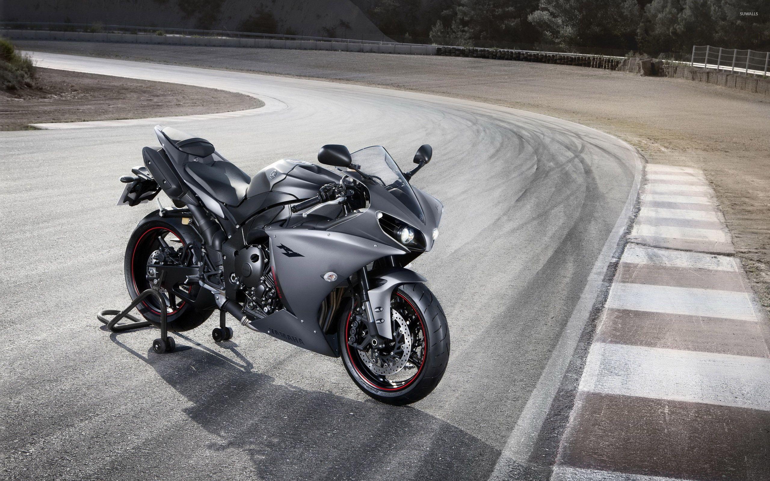 2560x1600 Silver Yamaha YZF R1 On The Racing Track Wallpaper Wallpaper