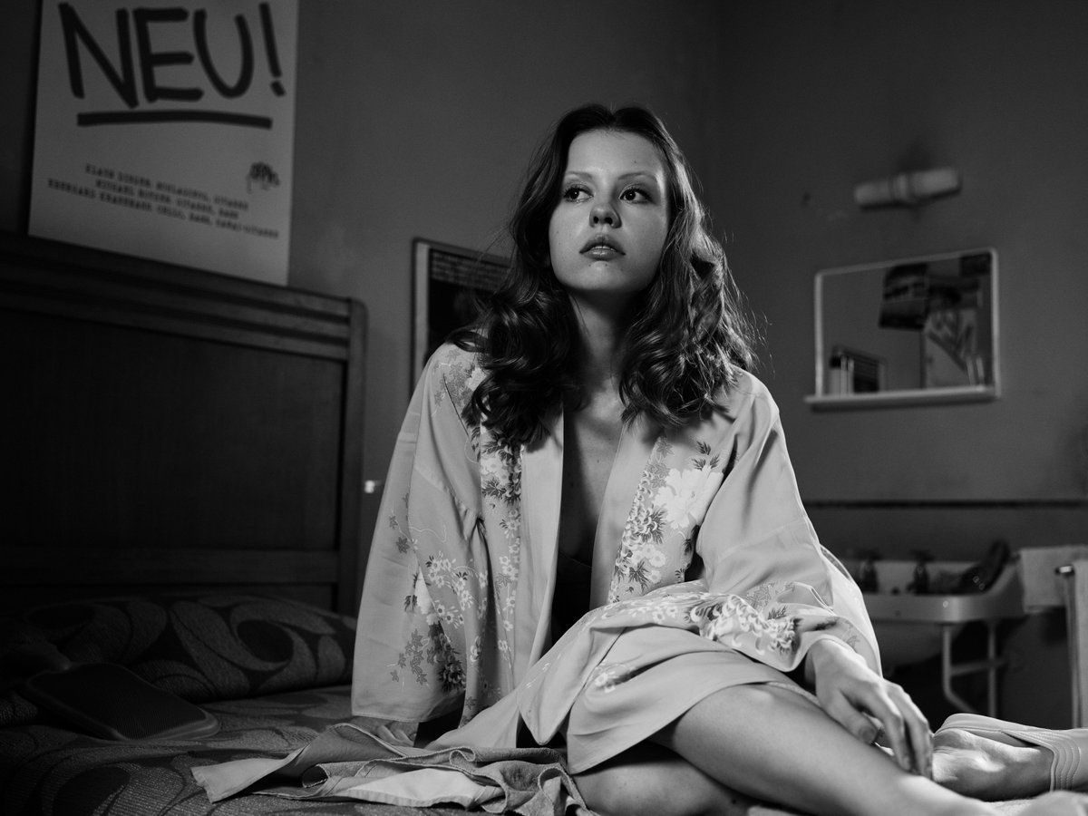 1200x900 mia goth desktop wallpaper