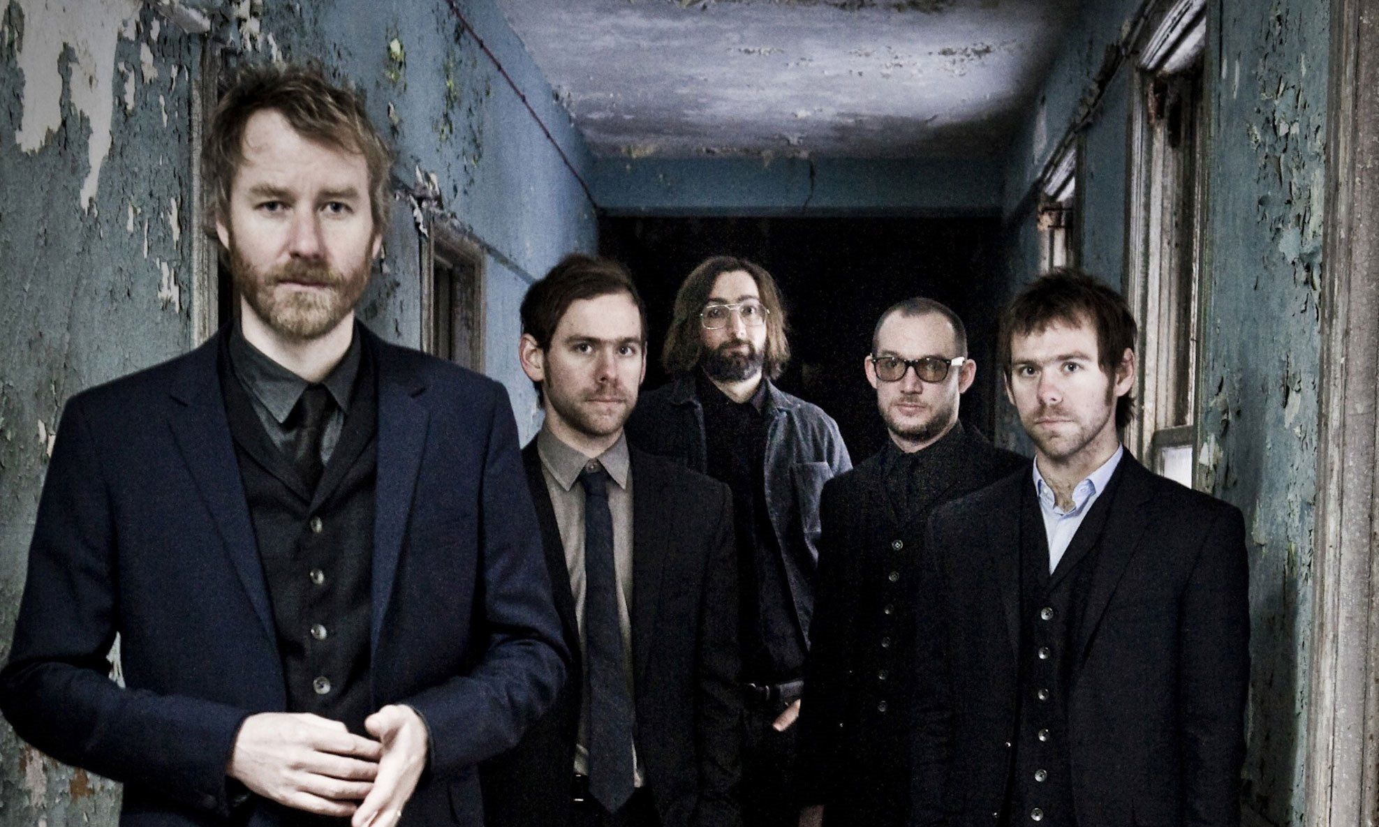 1975x1185 live on Letterman