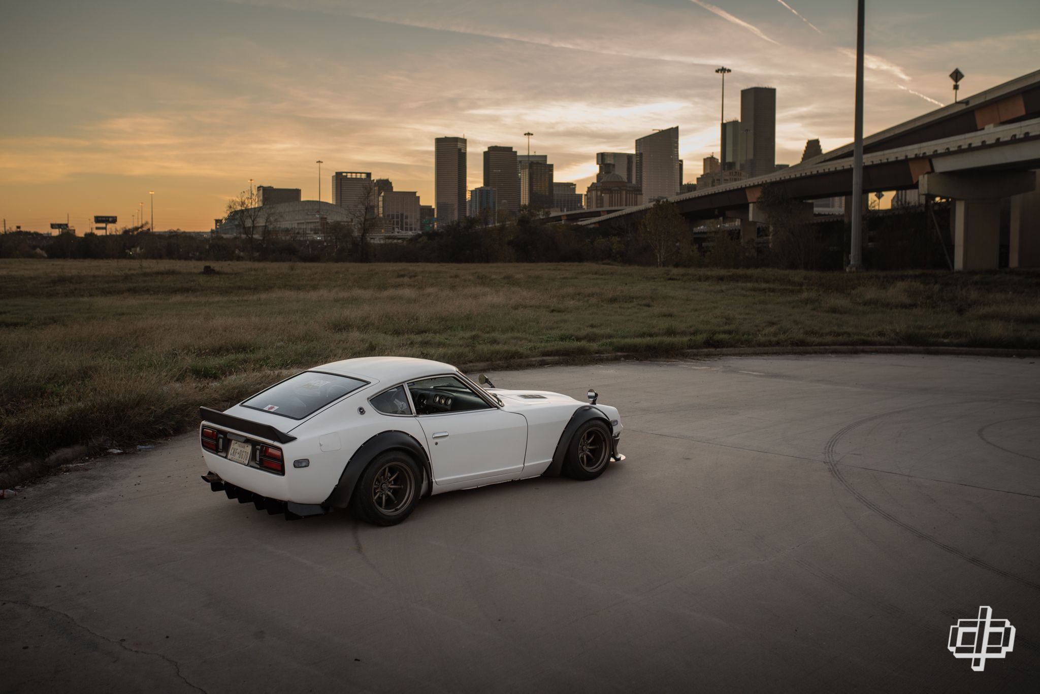 2048x1367 The White Devil Z of Houston