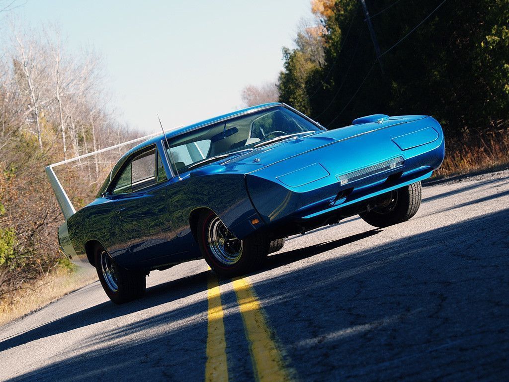 1024x768 Muscle Car Madness
