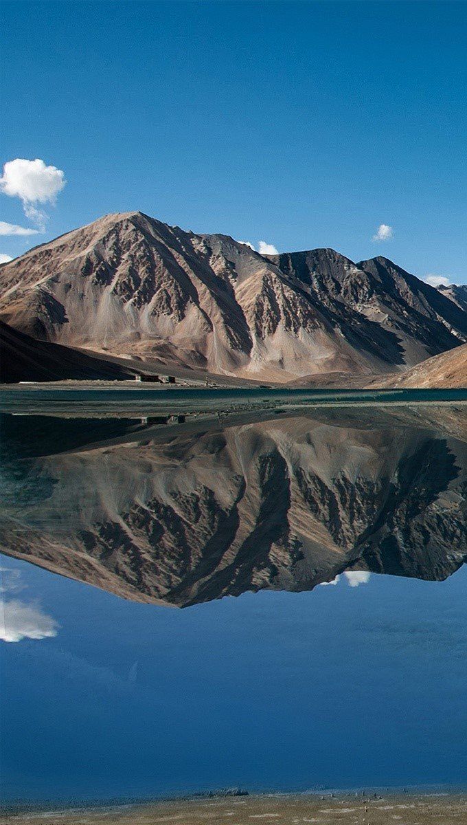 680x1200 Pangong Lake in Jammu and Kashmir