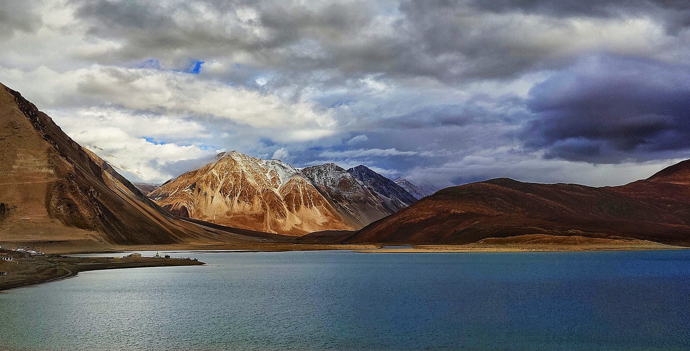 1358x691 Pangong Lake