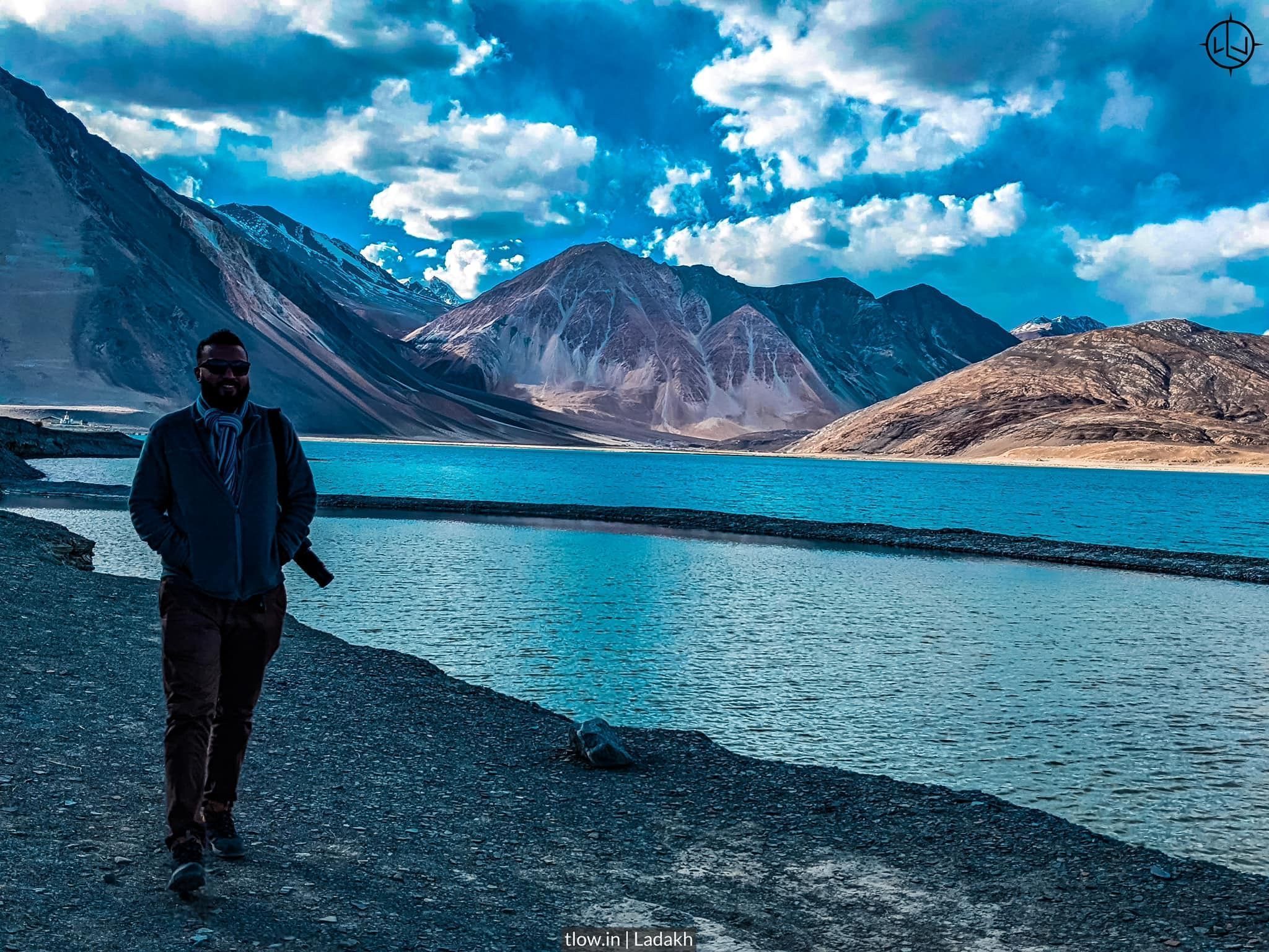 2048x1536 changing colours: Pangong Tso, Ladakh