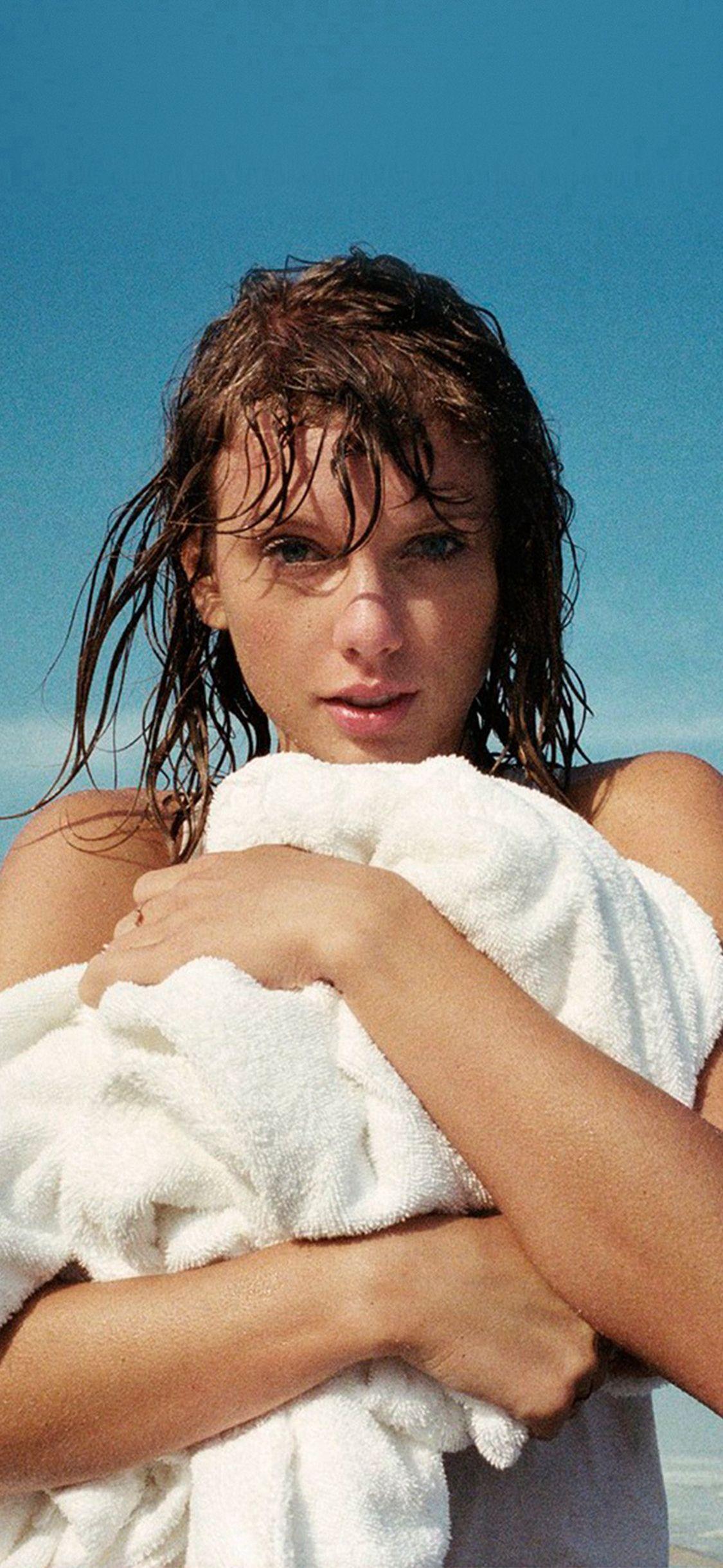 1125x2436 Taylor Swift Beach Summer Wet #iPhone #X #wallpaper.  điện thoại Iphone