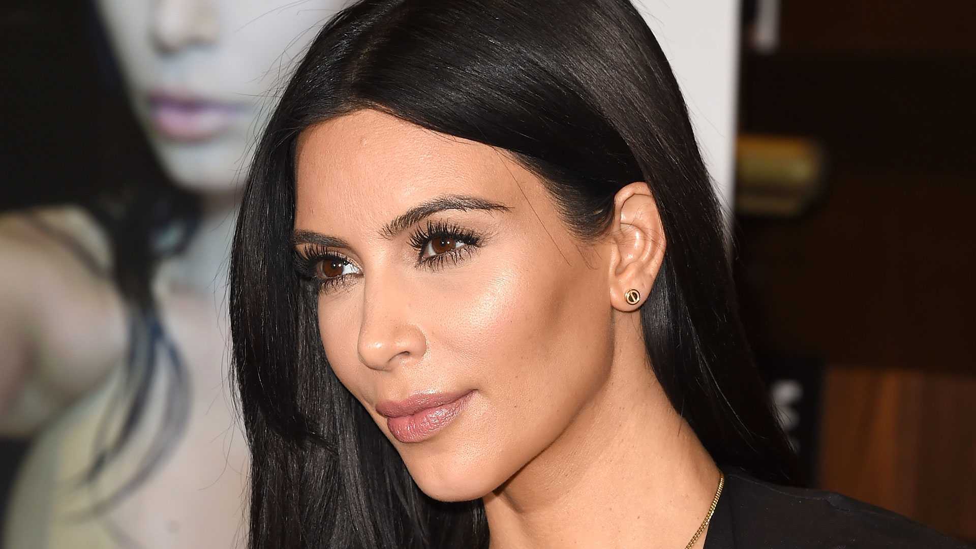 1920x1080 Kim Kardashian Desktop Wallpaper