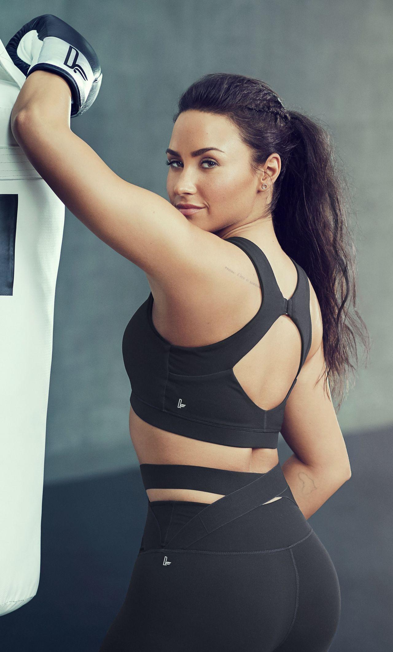 1280x2120 Downaload Fitness, exercise, photohoot, Demi Lovato