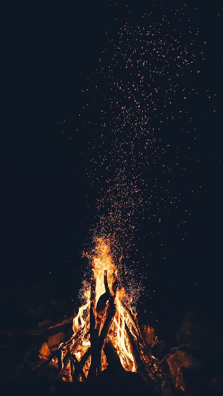 736x1308 Glam Up With 14 Gorgeous Gold iPhone Xs Wallpaper. Preppy