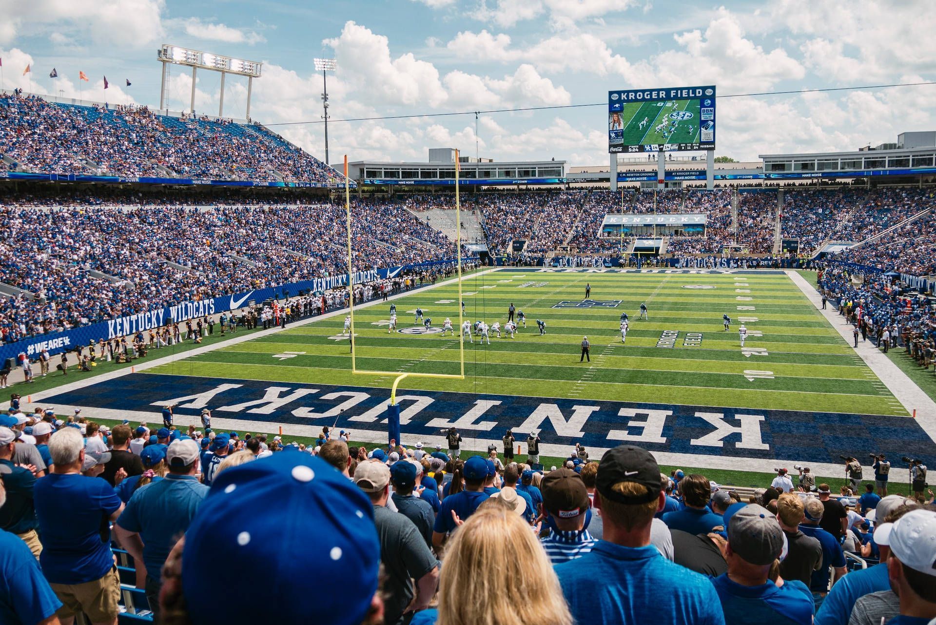 1920x1282 Kentucky Kroger Field Wallpaper