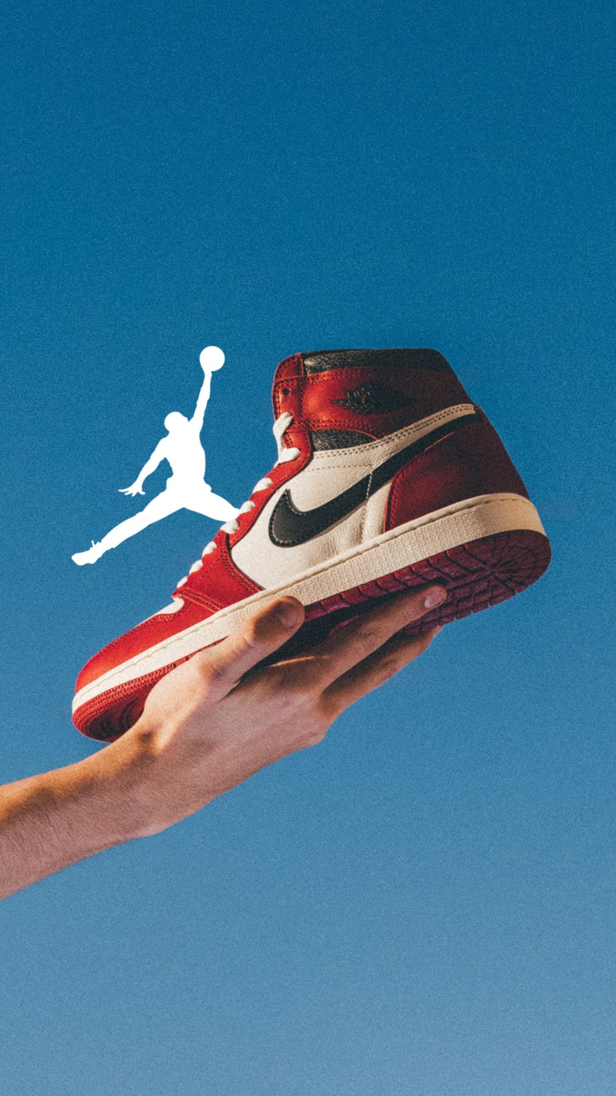 1222x2173 Nike is bringing back the Air Jordan 1