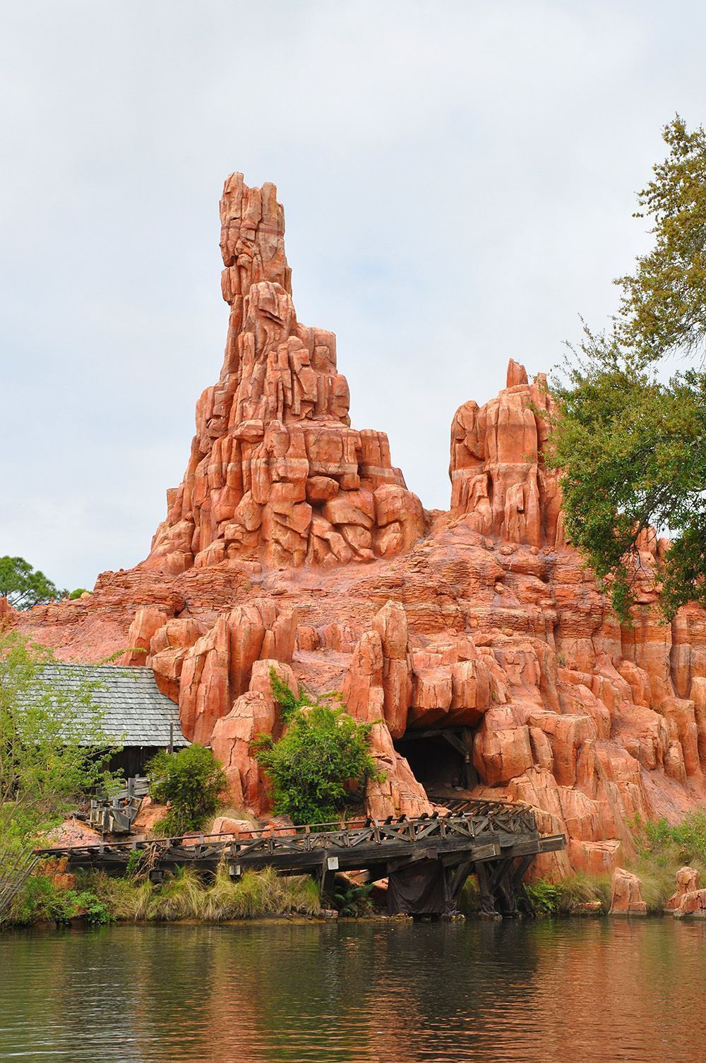 1000x1506 Big Thunder Mountain Railroad