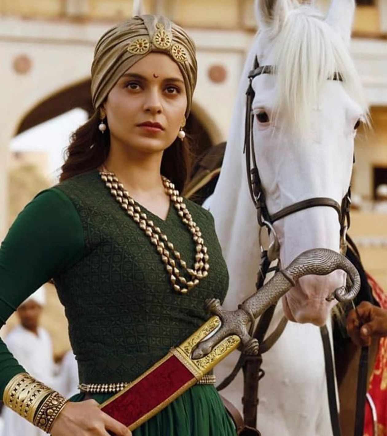 1260x1420 Neeta Lulla's Parade of Costumes