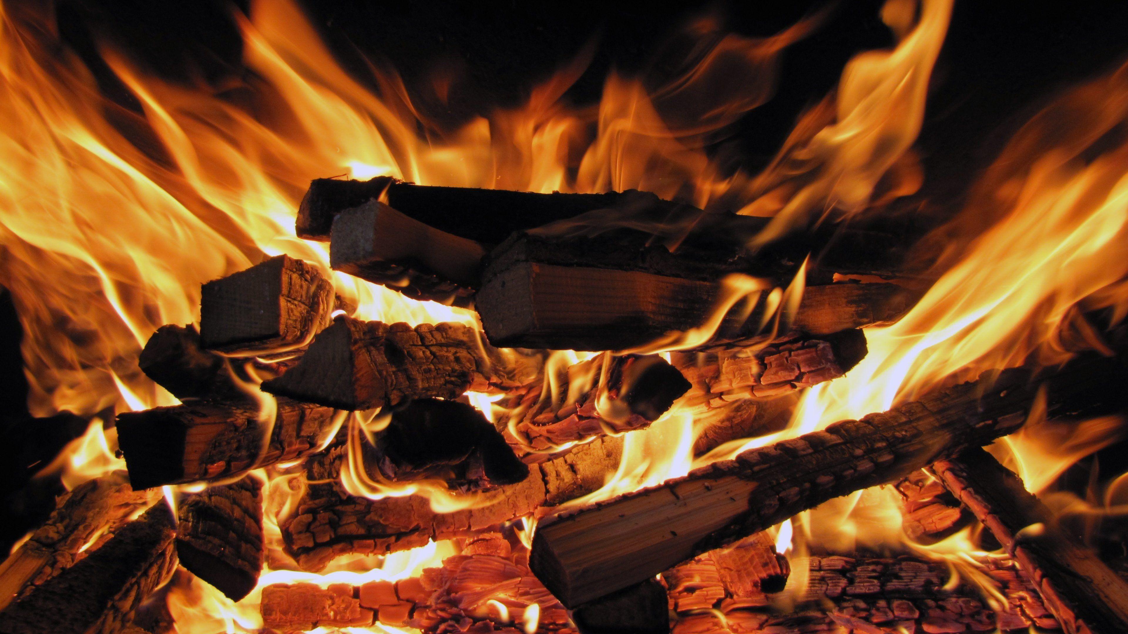 3840x2160 fire, Wood HD Wallpaper / Desktop and Mobile Image & Photo