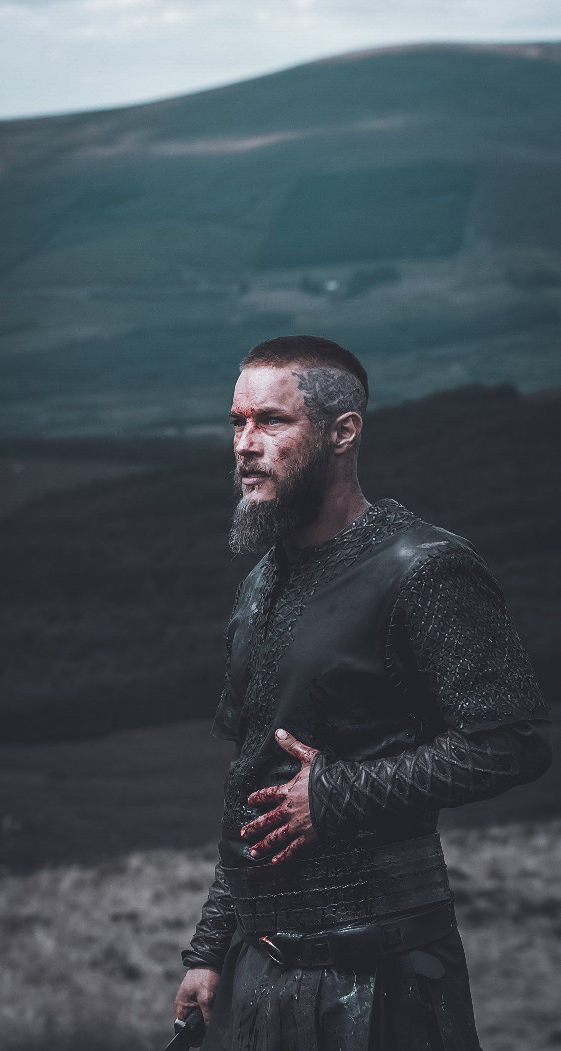 1127x2108 Ragnar Lothbrok