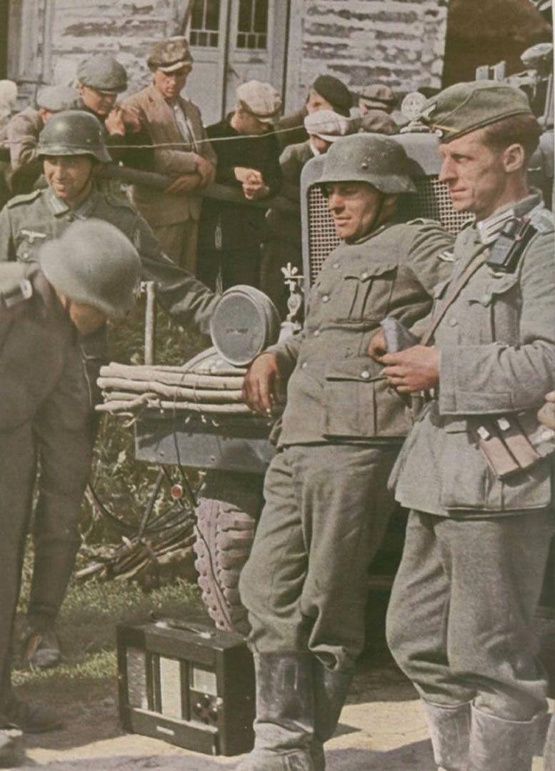 777x1080 The German Wehrmacht Soldiers Take A Break World War 2