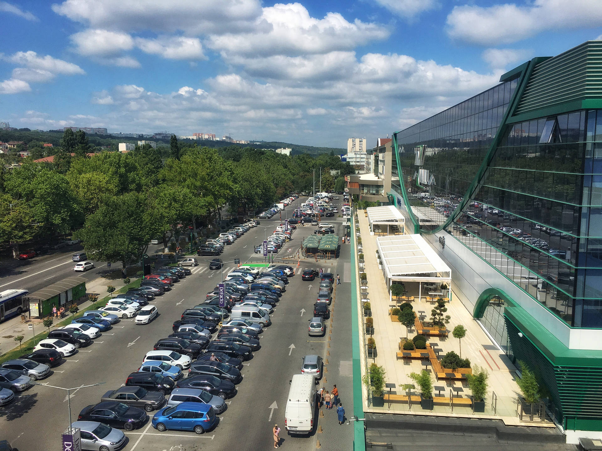 1920x1440 Download Moldova Zity Mall Of Chișinău
