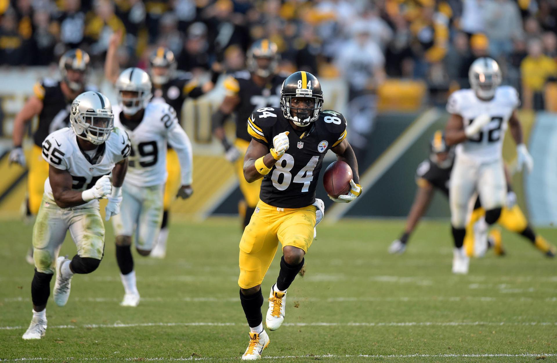 1920x1250 Antonio Brown Wallpaper HD Download