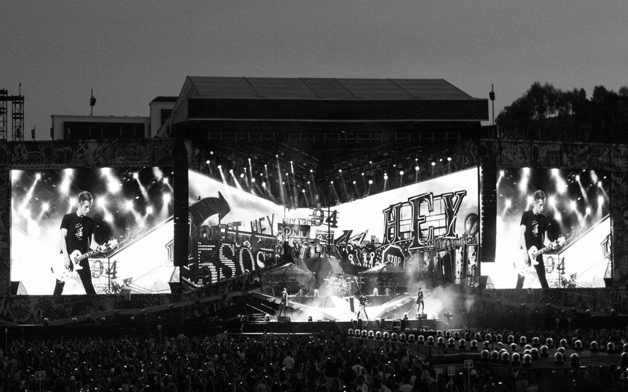 1280x800 5SOS Desktop Wallpaper
