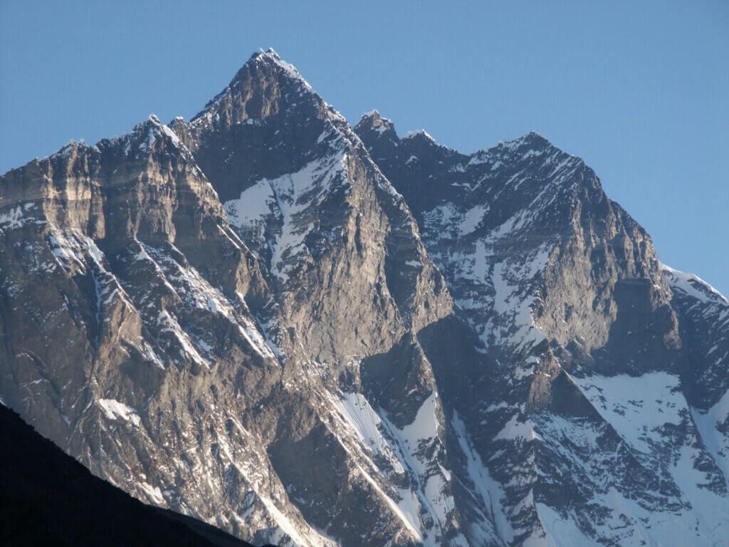 1024x768 Lhotse Expedition
