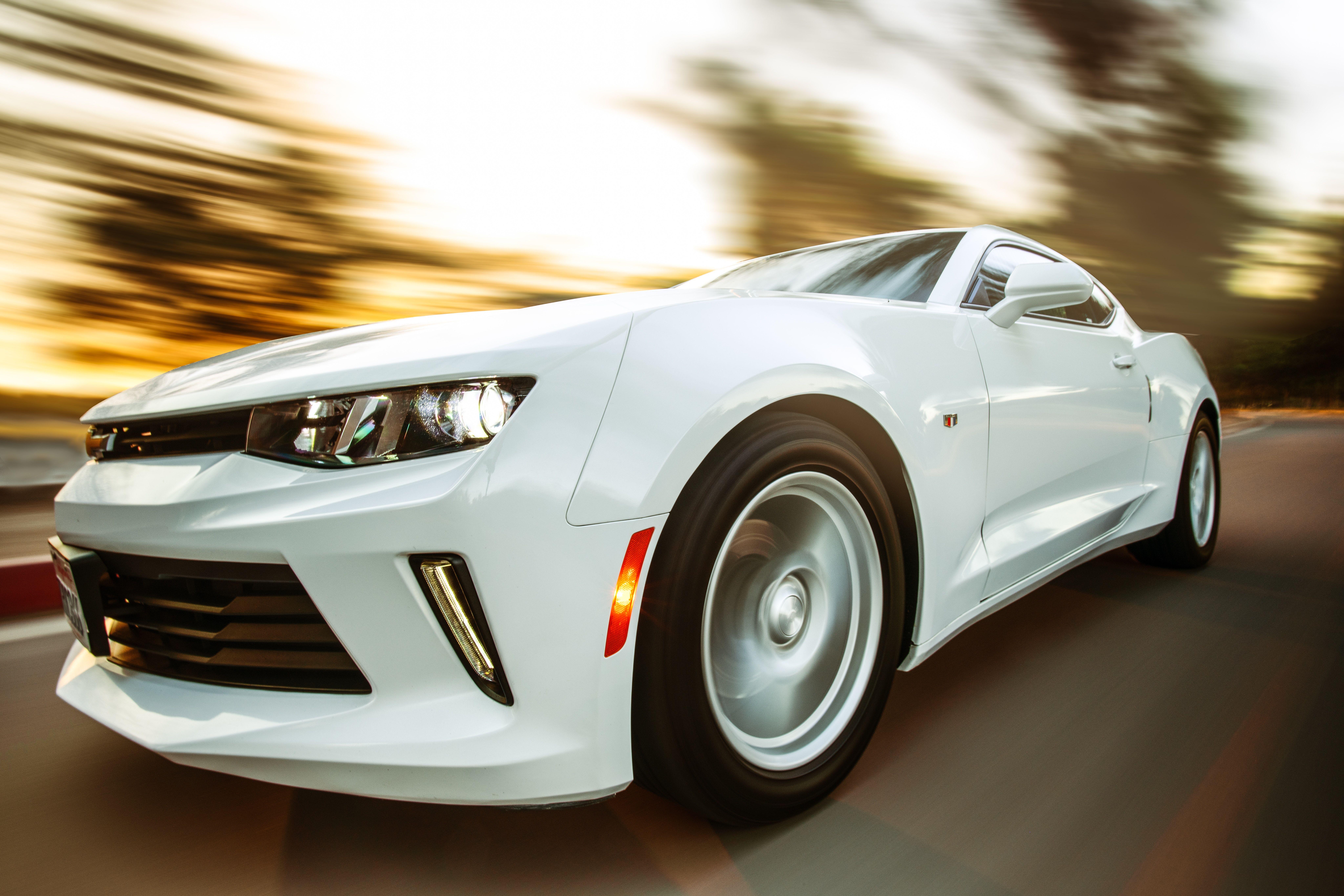 8192x5461 Close Up Photography Of White Chevrolet Camaro · Free Stock