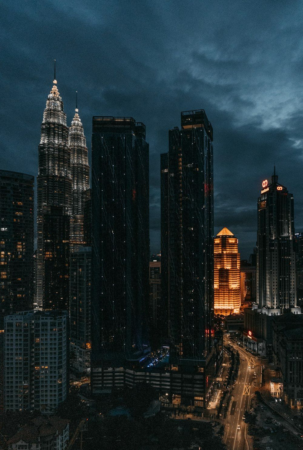 1000x1485 Dark City Picture [HD]. Download Free
