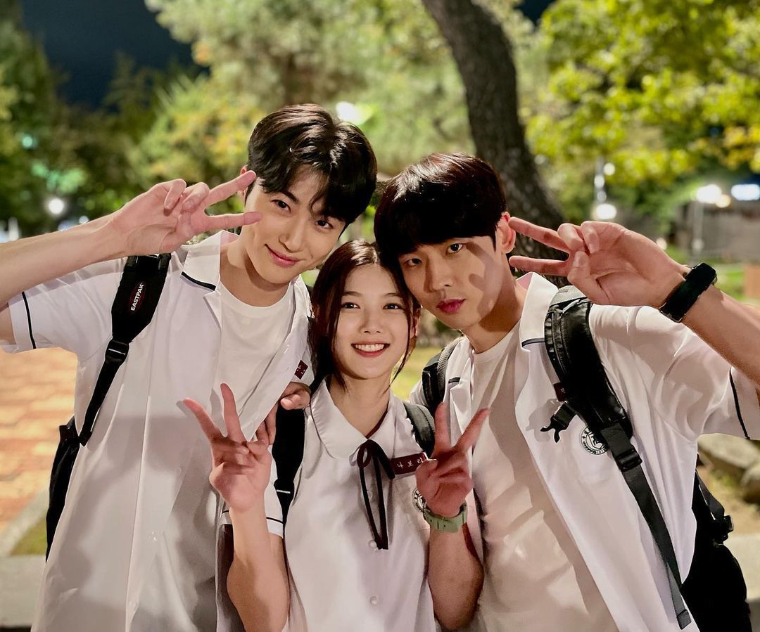 1080x899 20th Century Girl” Star Byun Woo Seok