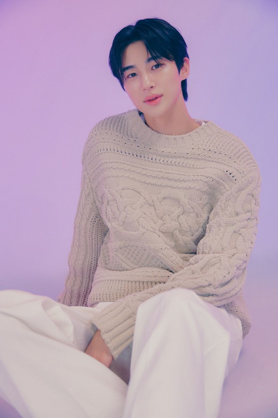 900x1349 20th Century Girl” Star Byun Woo Seok