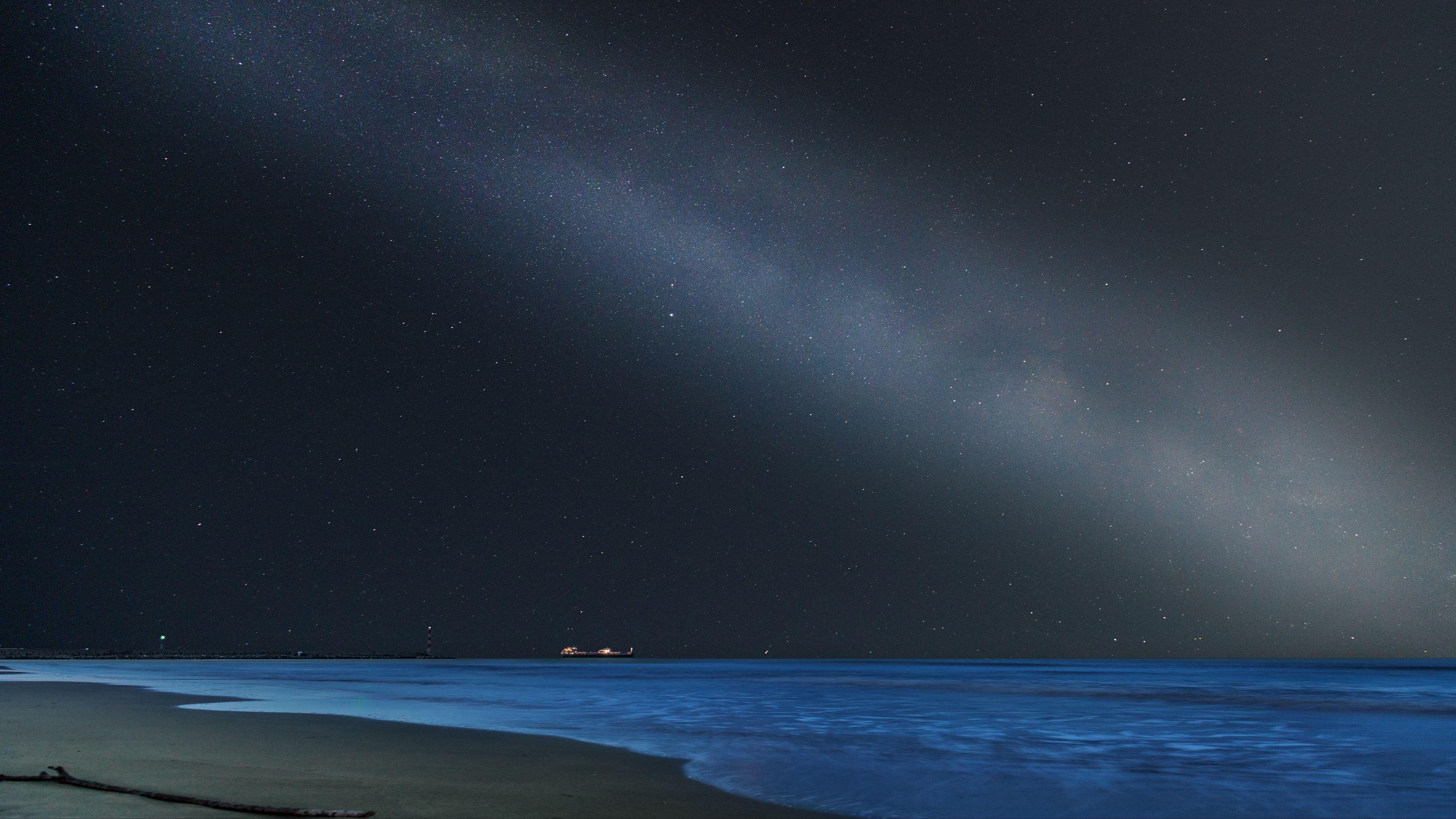 3840x2160 Download wallpaper 3840x2160 sea, beach, night, starry sky