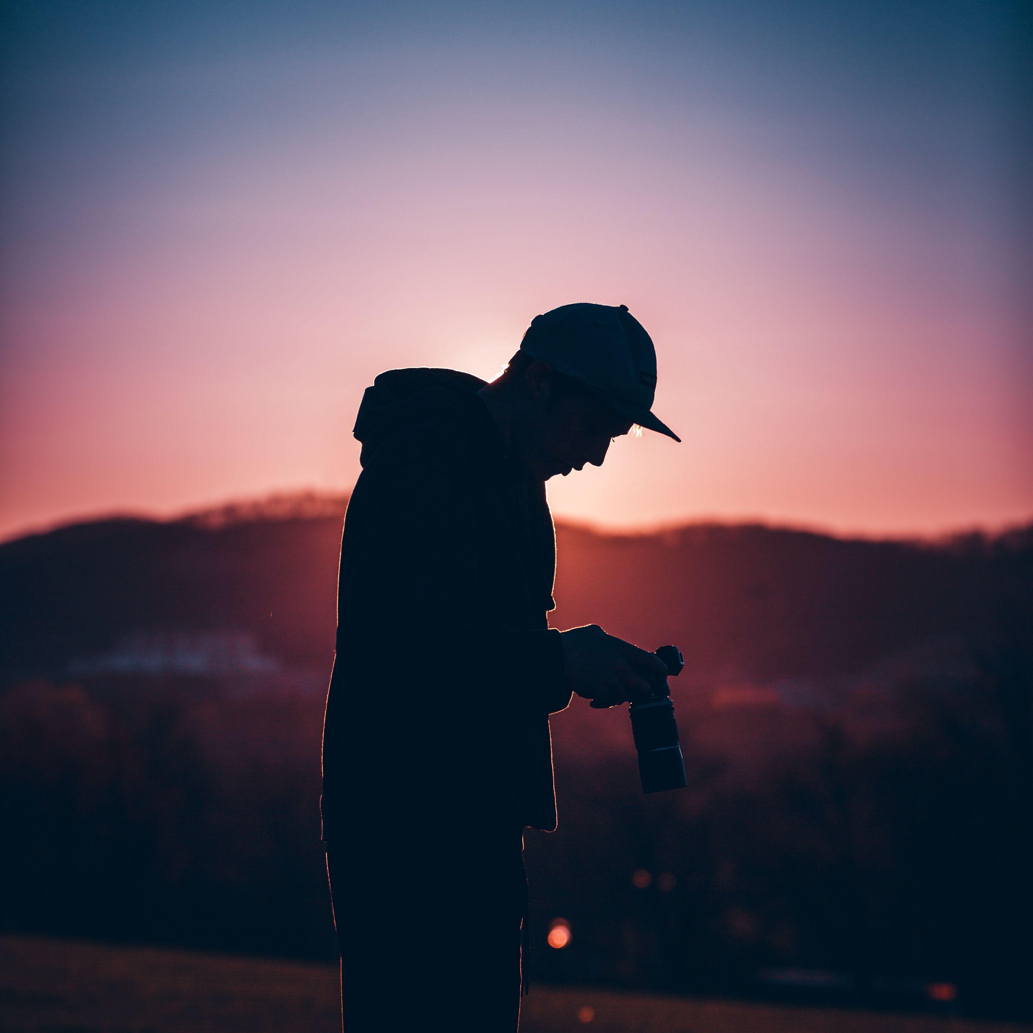 3415x3415 Download wallpaper 3415x3415 silhouette, photographer, dark