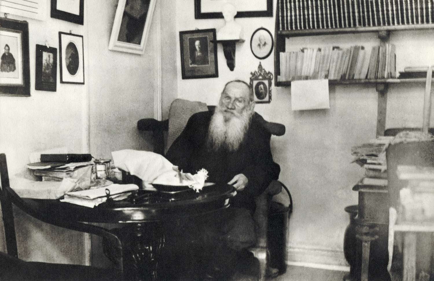 1500x970 Great Works of Russian Literature