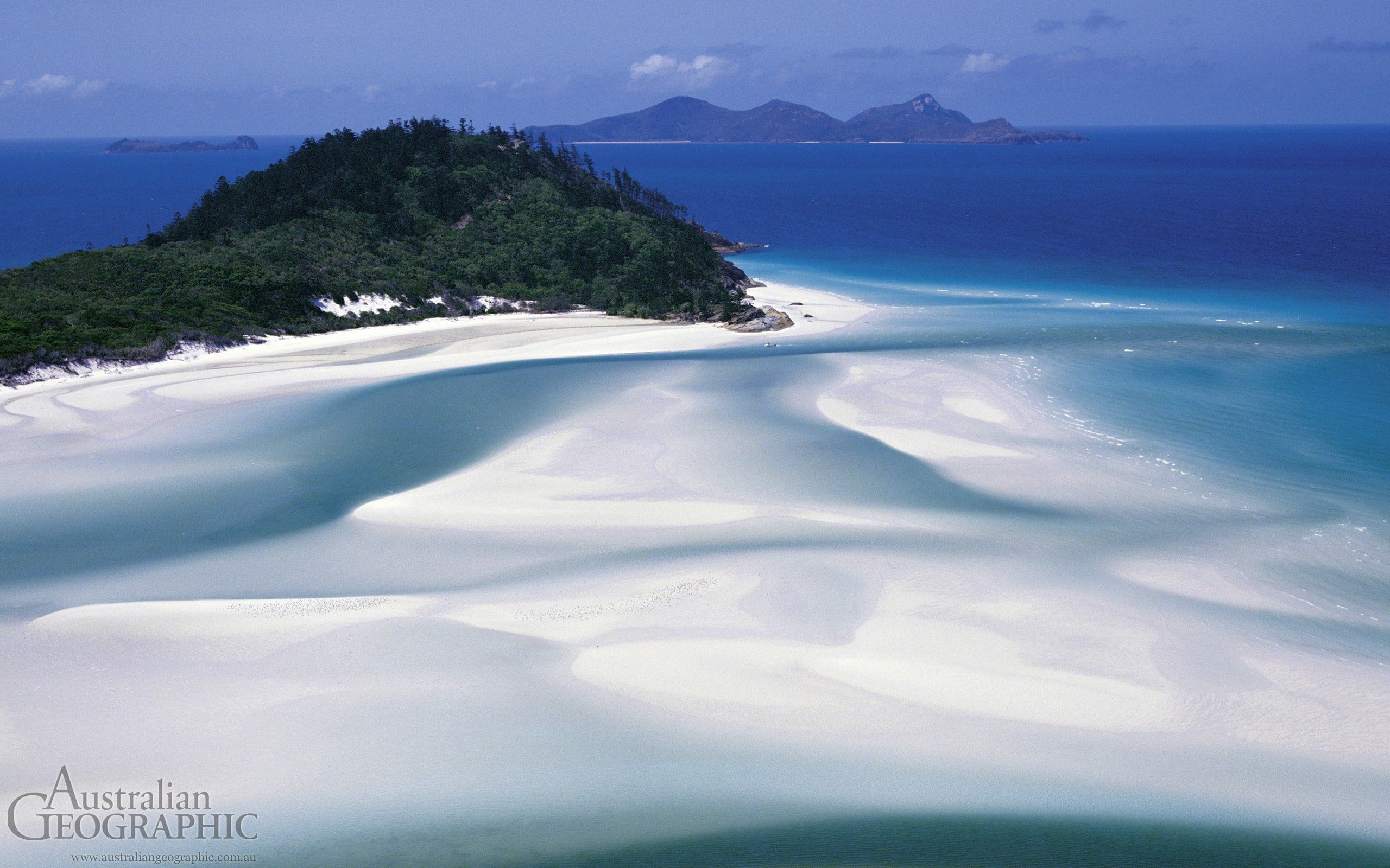 2560x1600 image of Australia: Whitehaven Beach