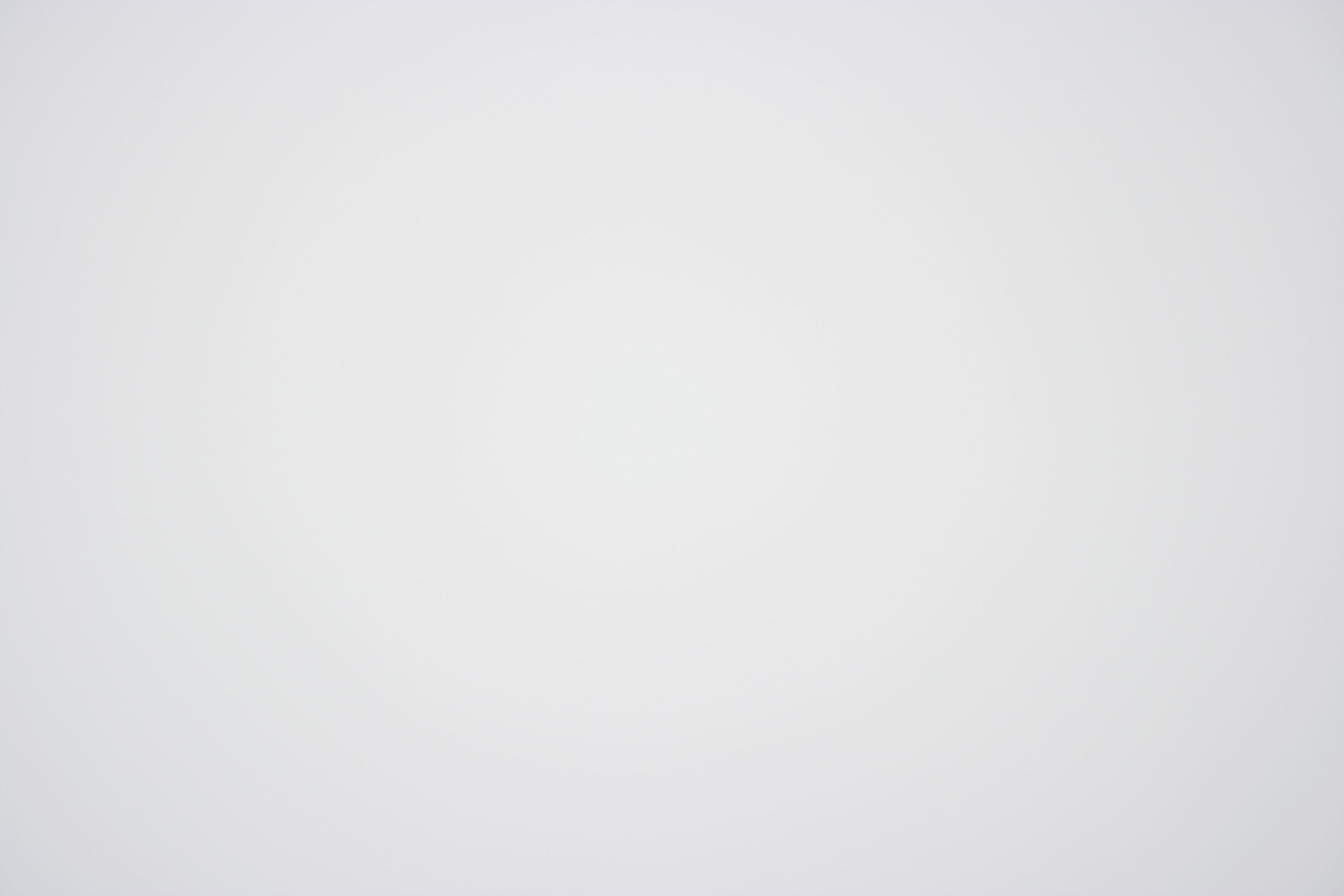 2560x1707 Light Grey Wallpaper