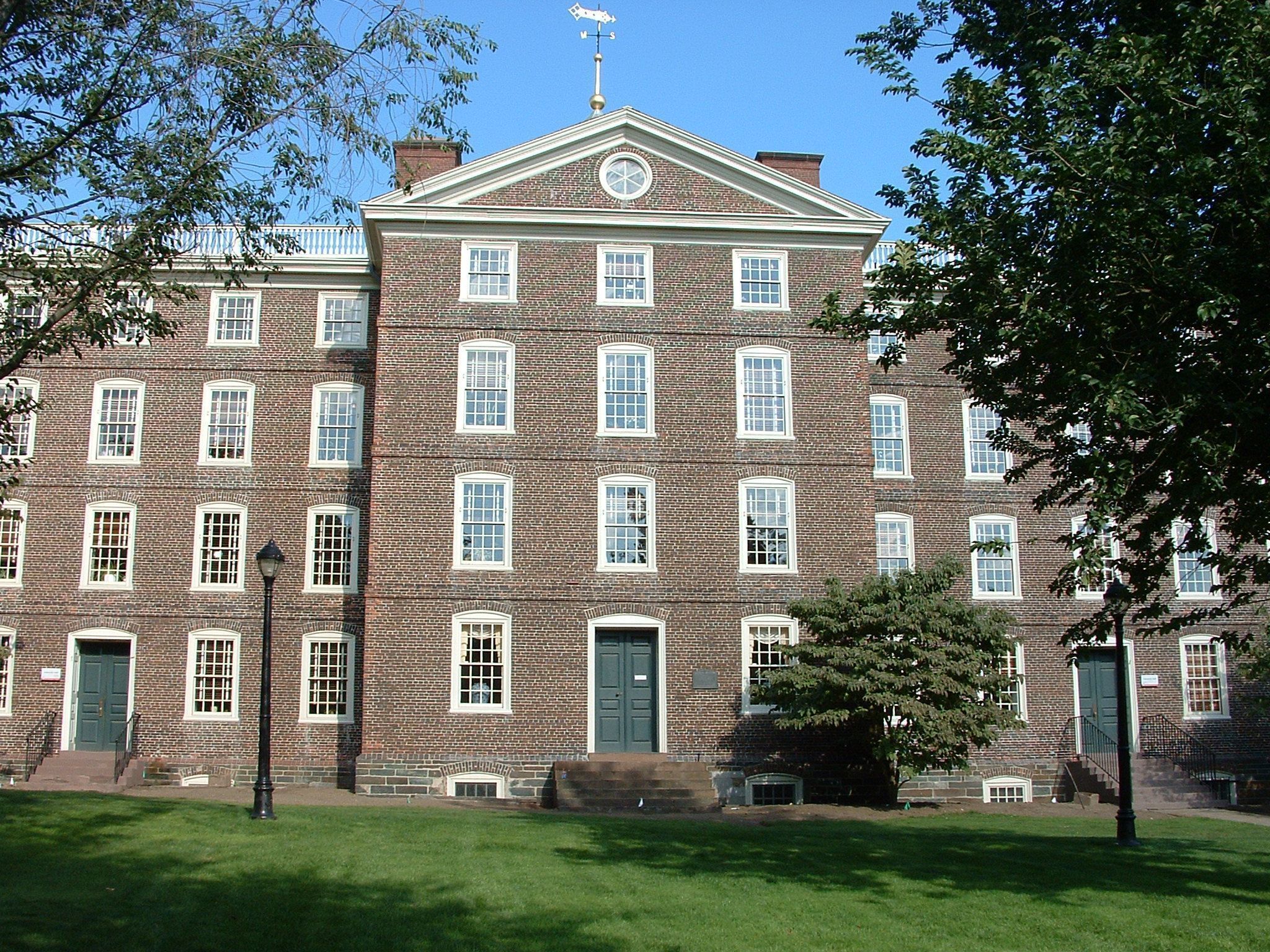 2048x1536 BrownUniversity