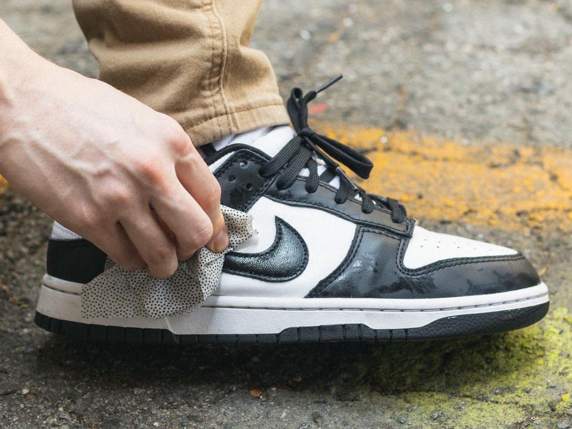 1152x864 Nike Panda Dunks