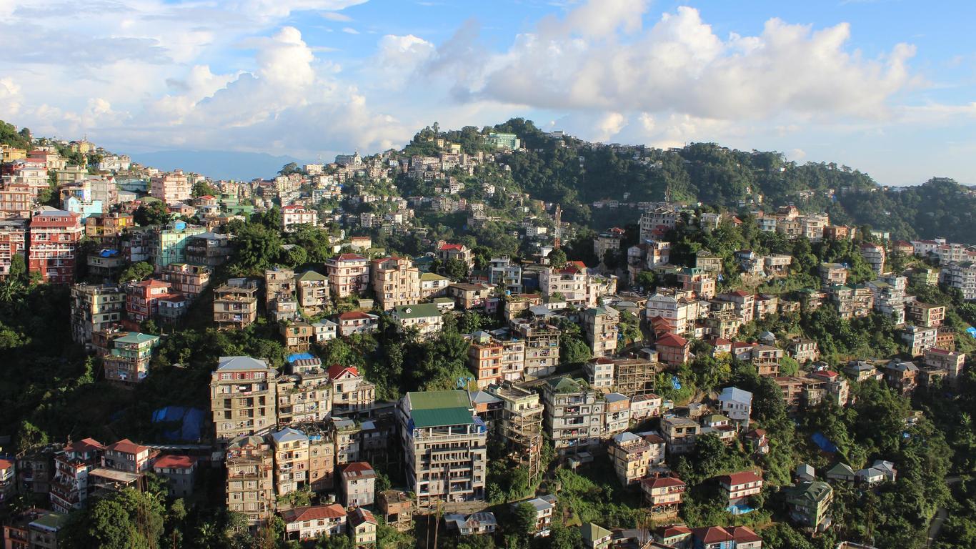 1366x768 Mizoram Hotels: Compare Hotels