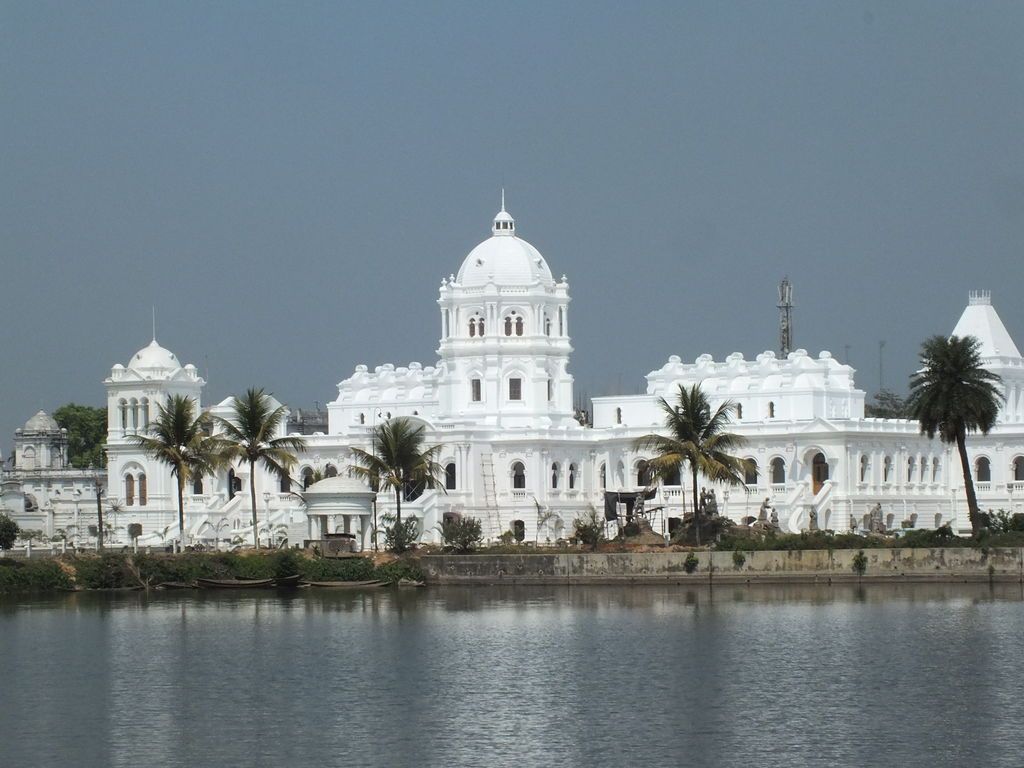 1024x768 Tripura, Indian architecture