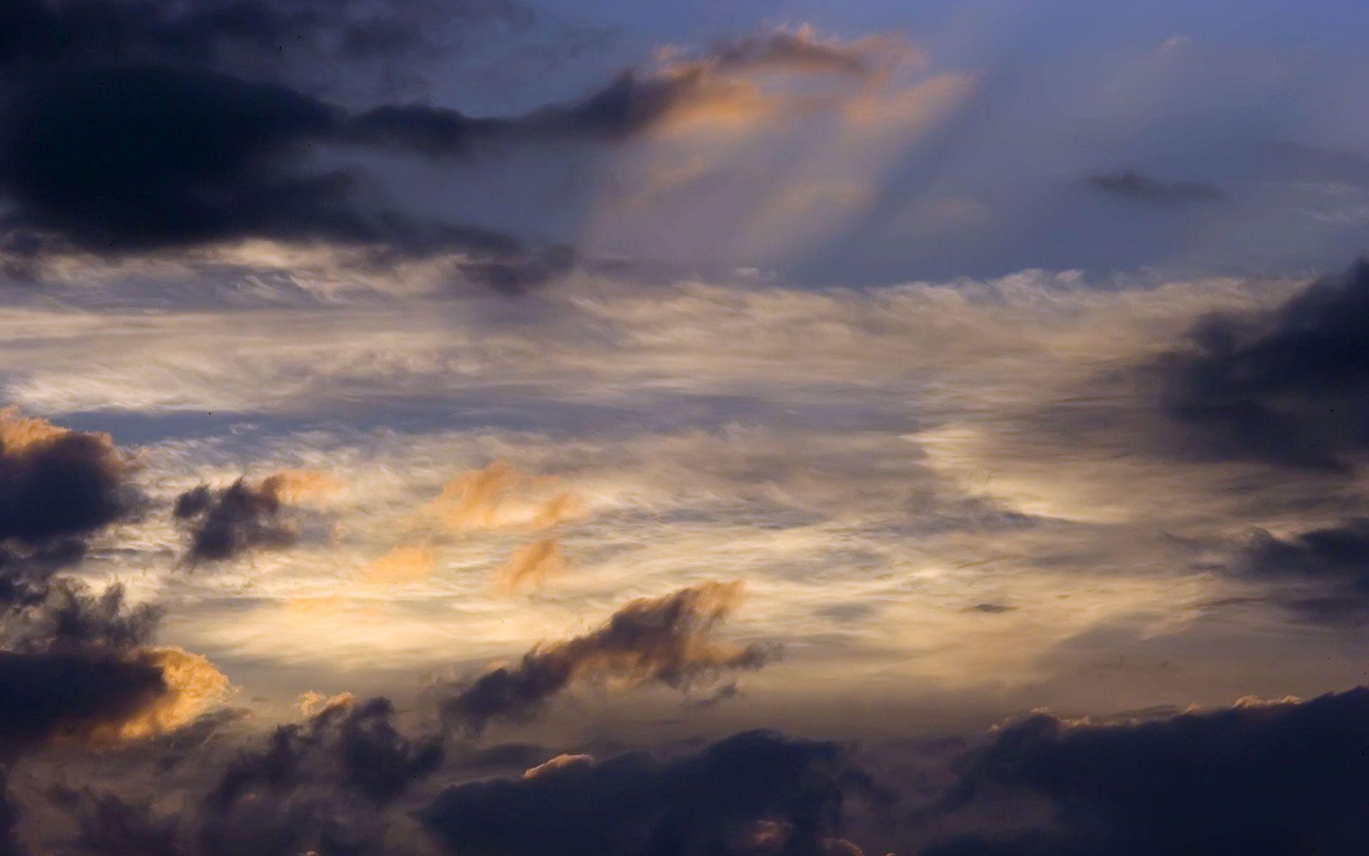 1920x1200 Free Cloud Background