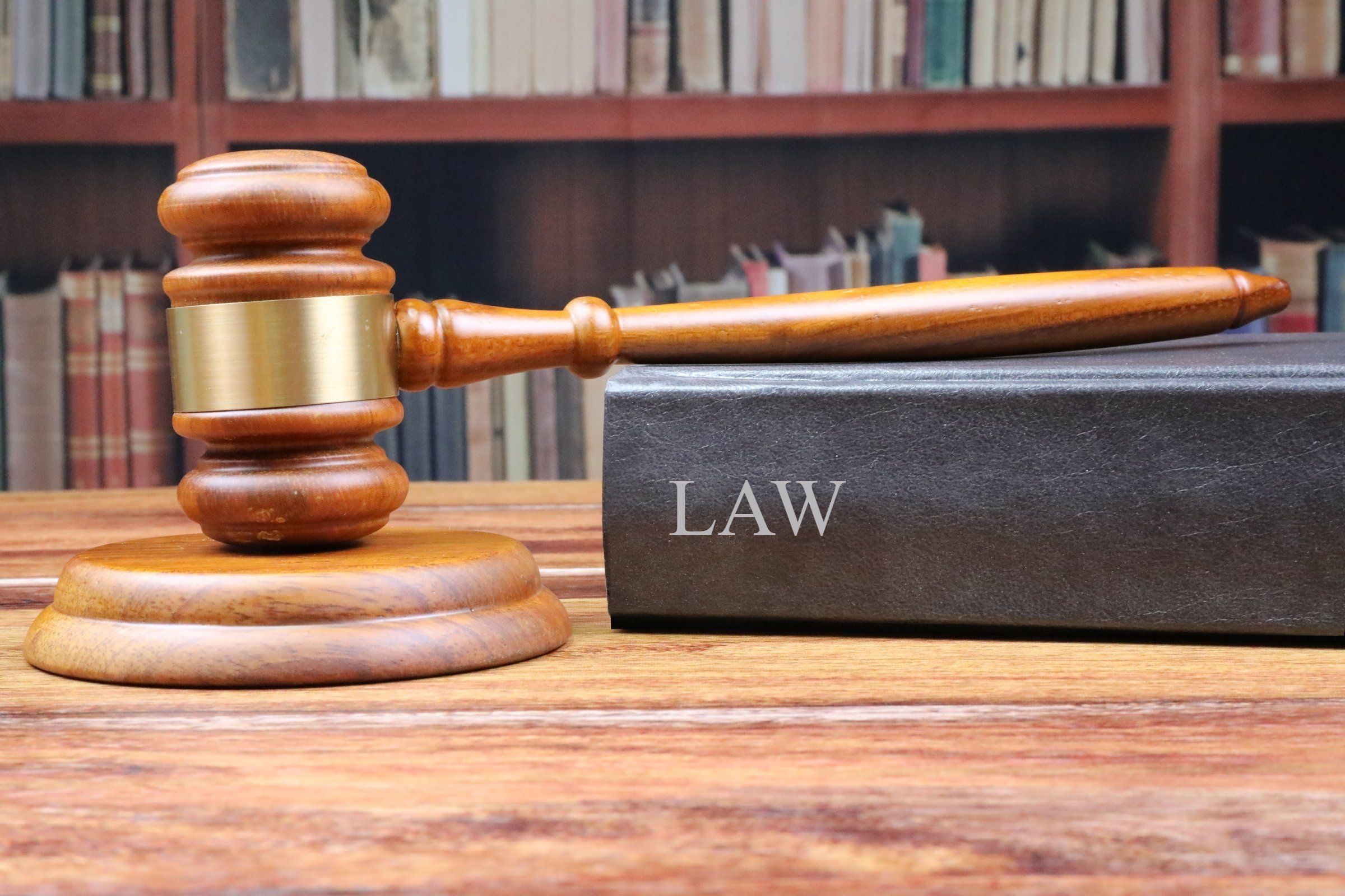 2400x1600 Creative Commons law Image