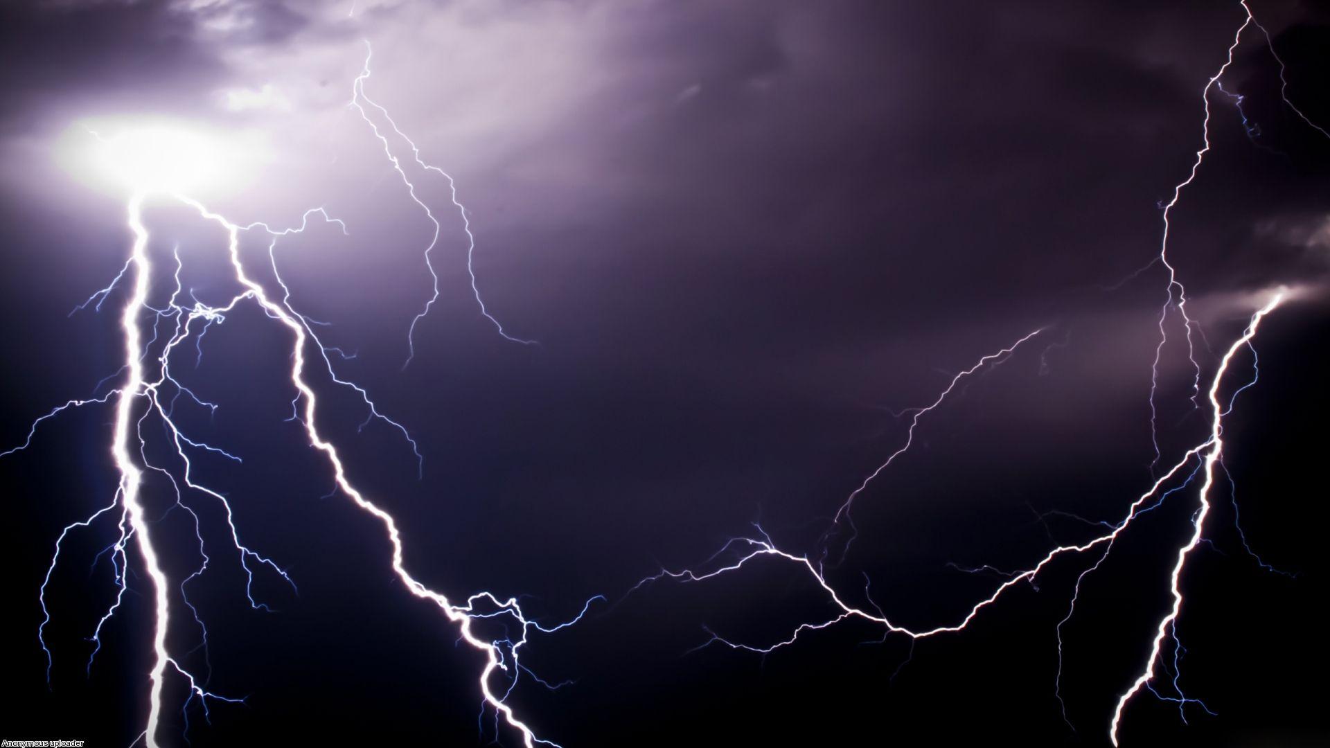 1920x1080 Lightning Wallpaper HD