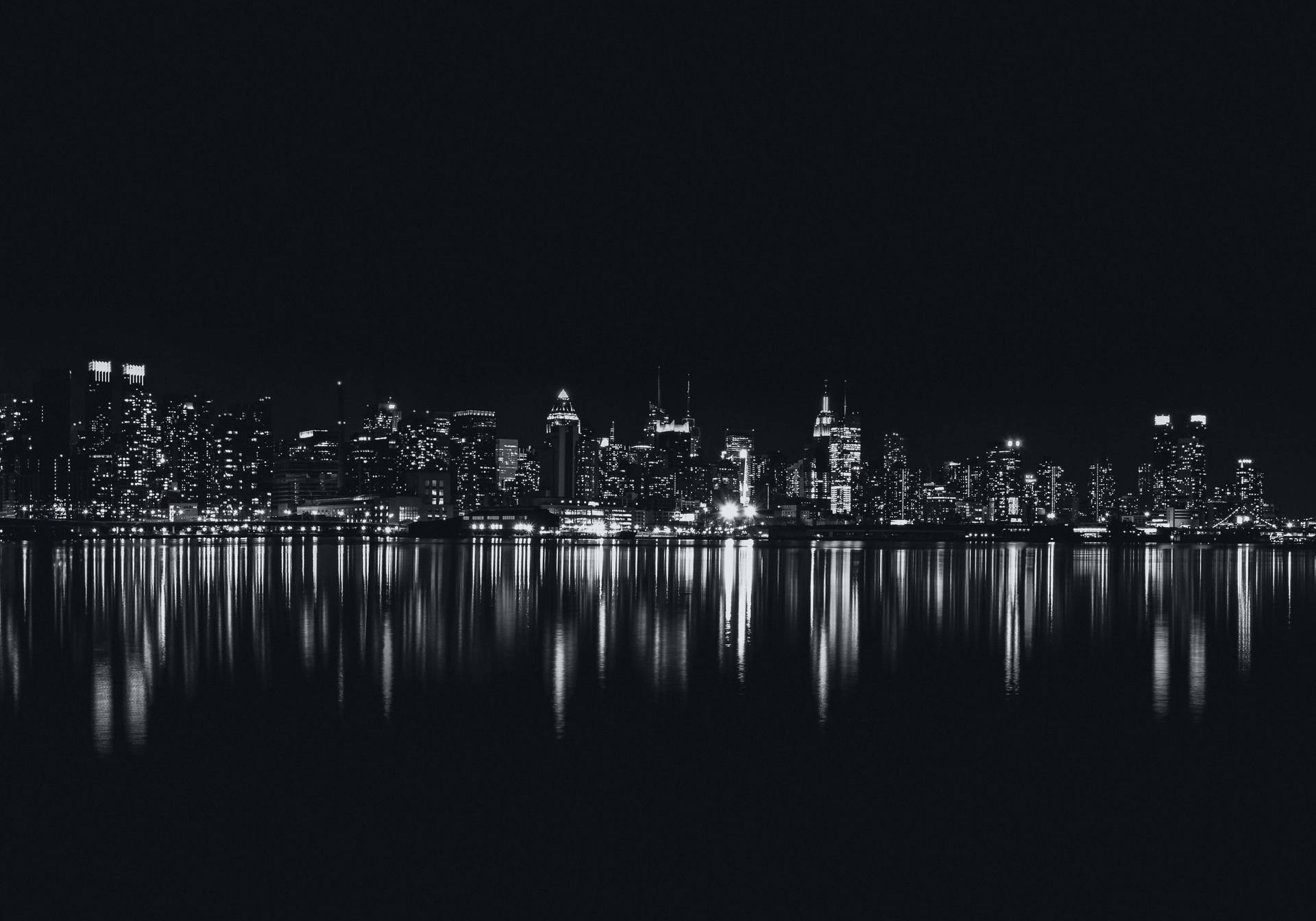 1920x1344 Black Screen Wallpaper