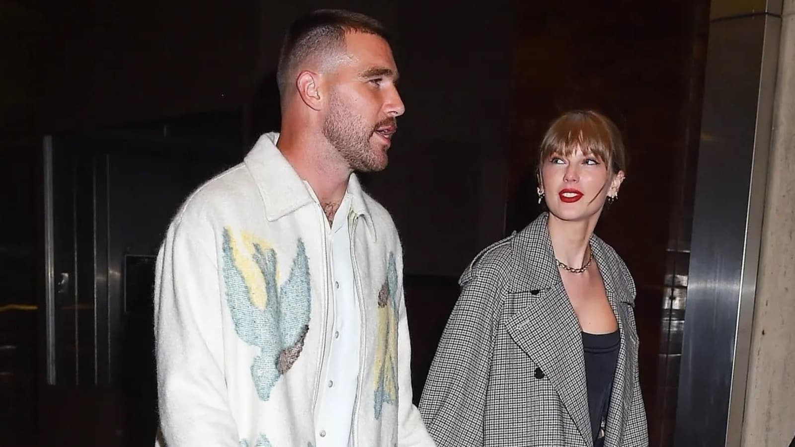 1600x900 Fans react after Swift and Kelce go