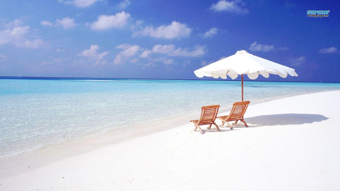 1366x768 Maldives Beach Wallpaper