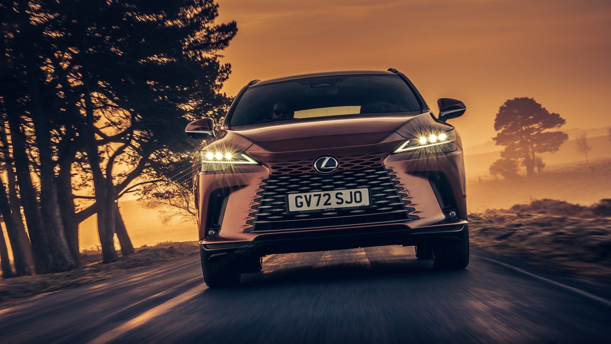 2000x1125 Lexus RX 450h+ review