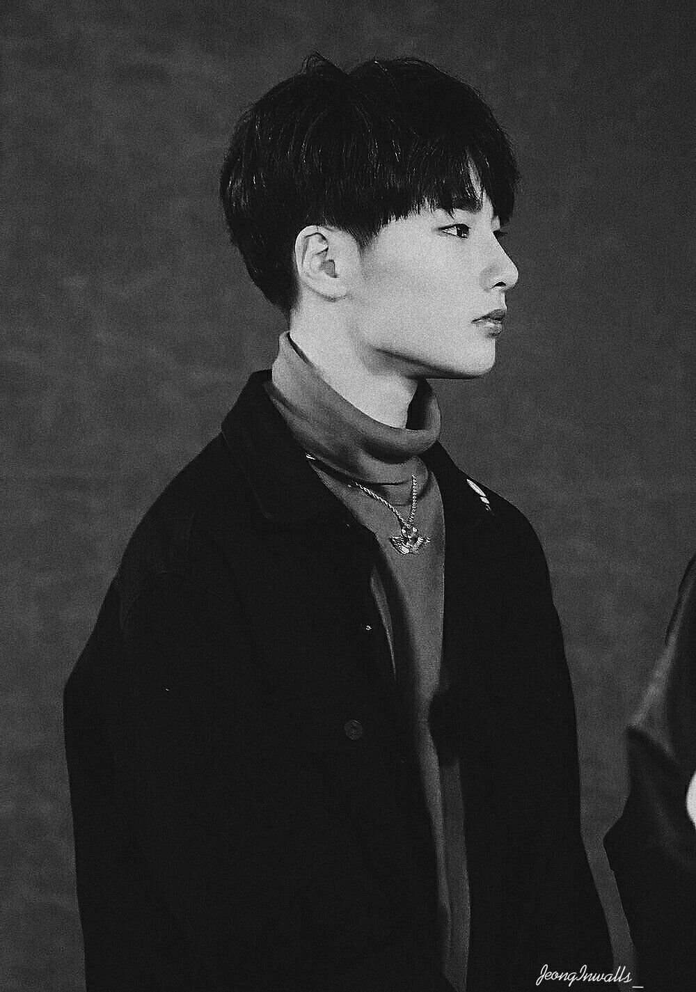 1000x1425 yang jeongin / X