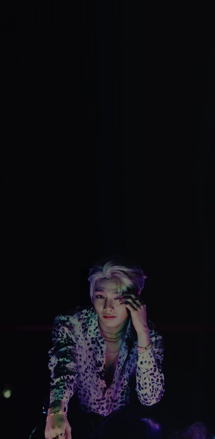 712x1456 wallpaper