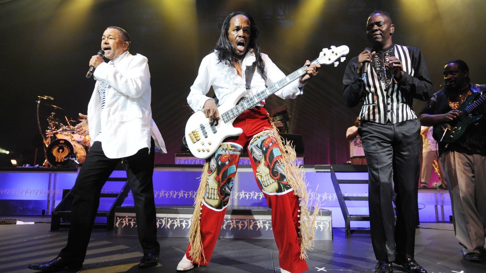 1600x900 RS Charts: Earth, Wind & Fire's