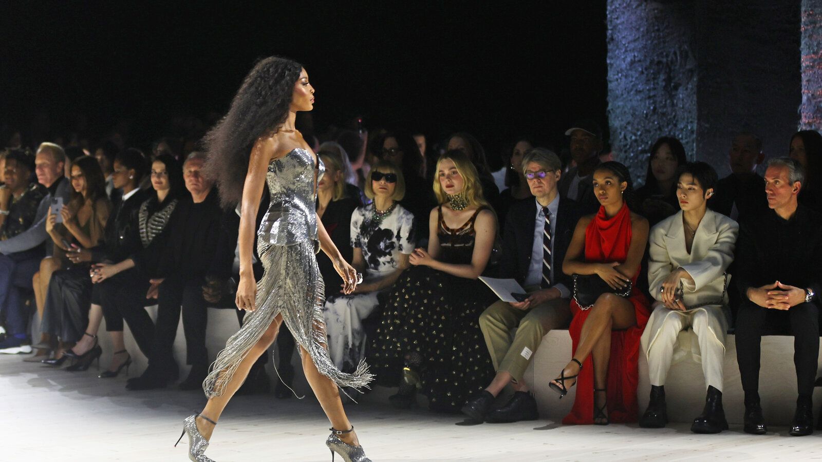 1600x900 Final Collection for Alexander McQueen